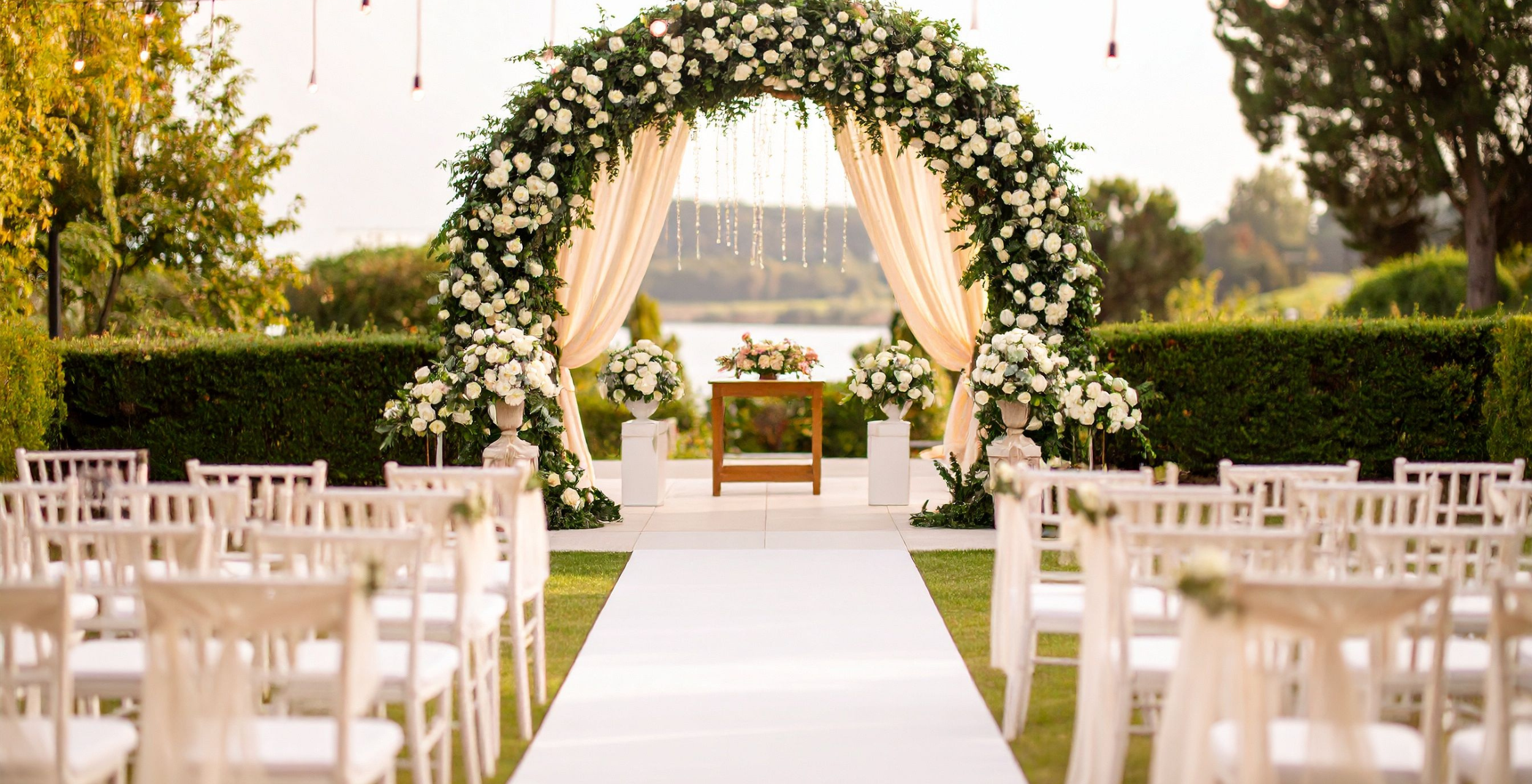 Banner Image Wedding Aisle Celebrating