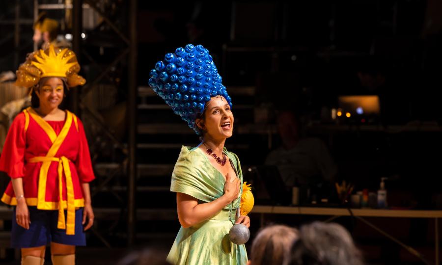 Hvsfs Mr Burns A Post Electric Play Is A Sensational Guide To Surviving The Apocalypse With The Simpsons