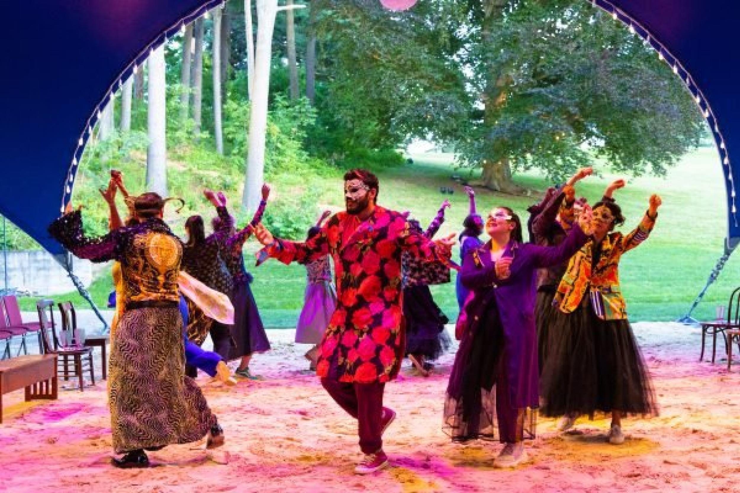 Hvsfs Romeo Juliet Are Star Crossed Seniors 4