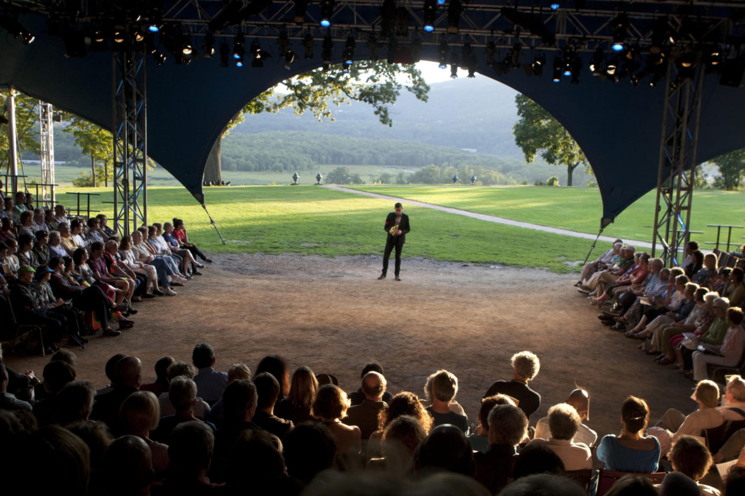 With Full Circle Everyone Gets Into The Act 3